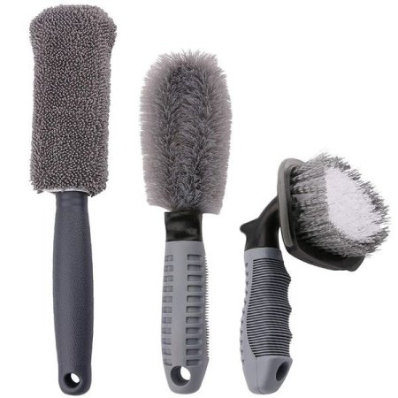 ✨ طقم العناية بعجلات السيارة – 3 قطع ✨